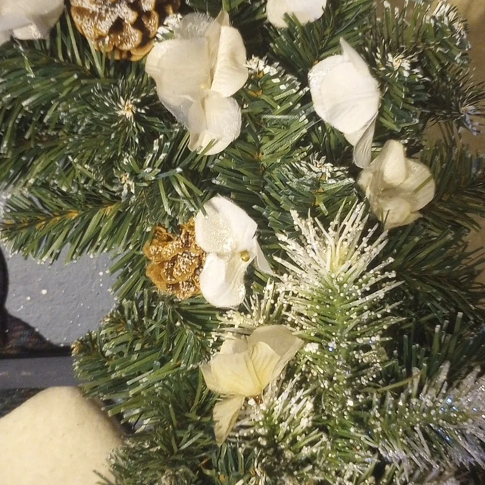 Christmas Holiday Snowman Wreath w/ White Flowers & Pinecones. Green Gold Blue
